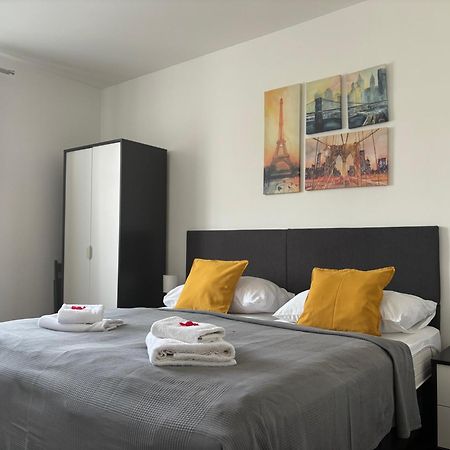 Hotel Pangea เตลช์ ภายนอก รูปภาพ